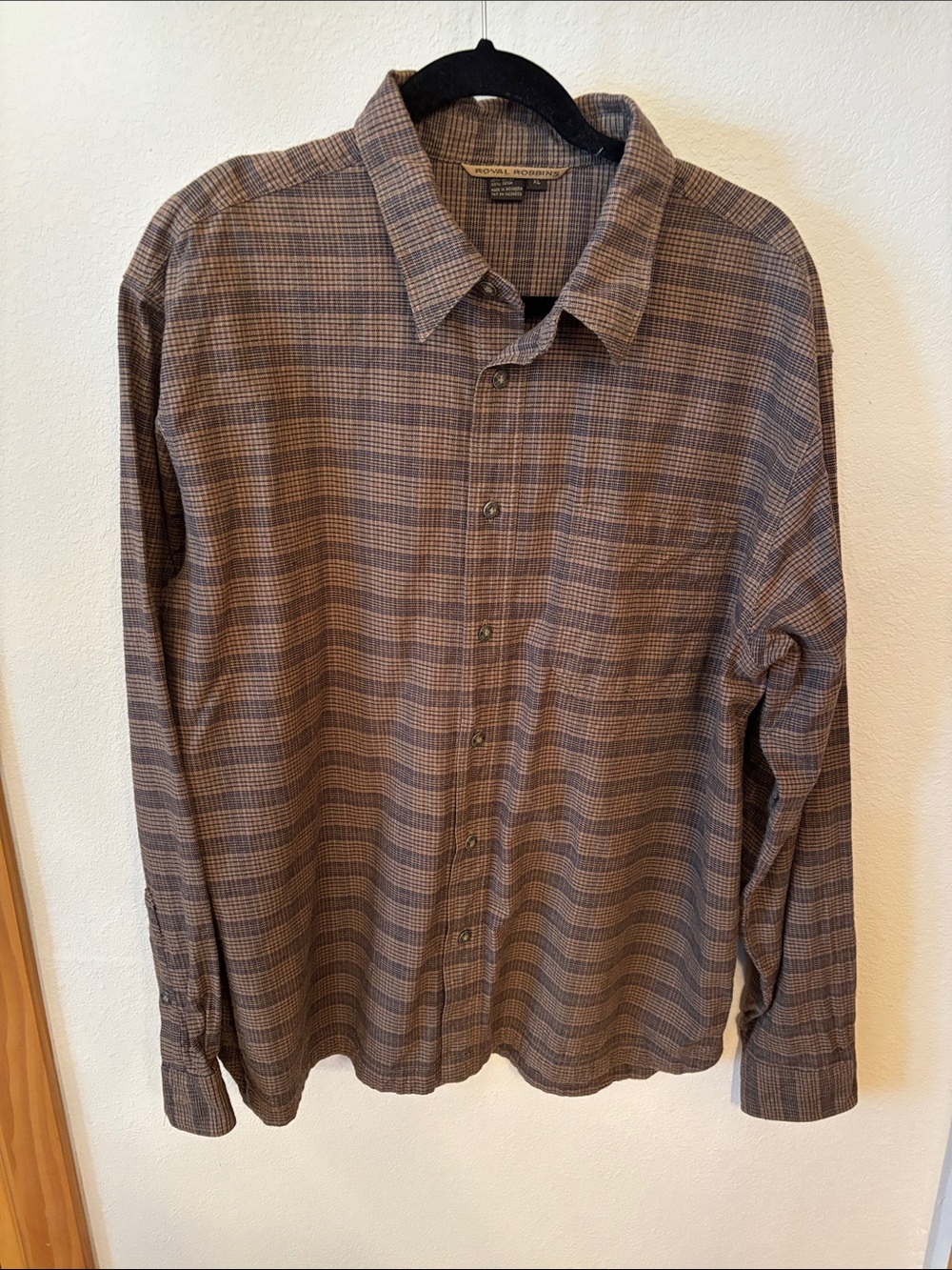 Royal Robbins Men's Brown Plaid Casual Button-Down Shirt